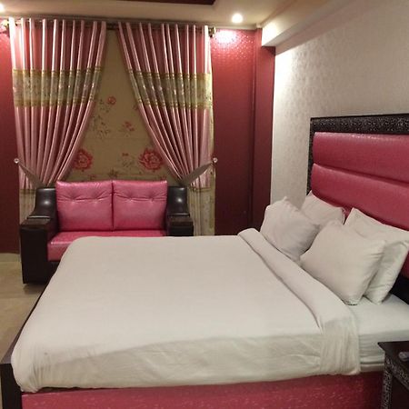 Hotel The Leschanze Lahore Exterior foto