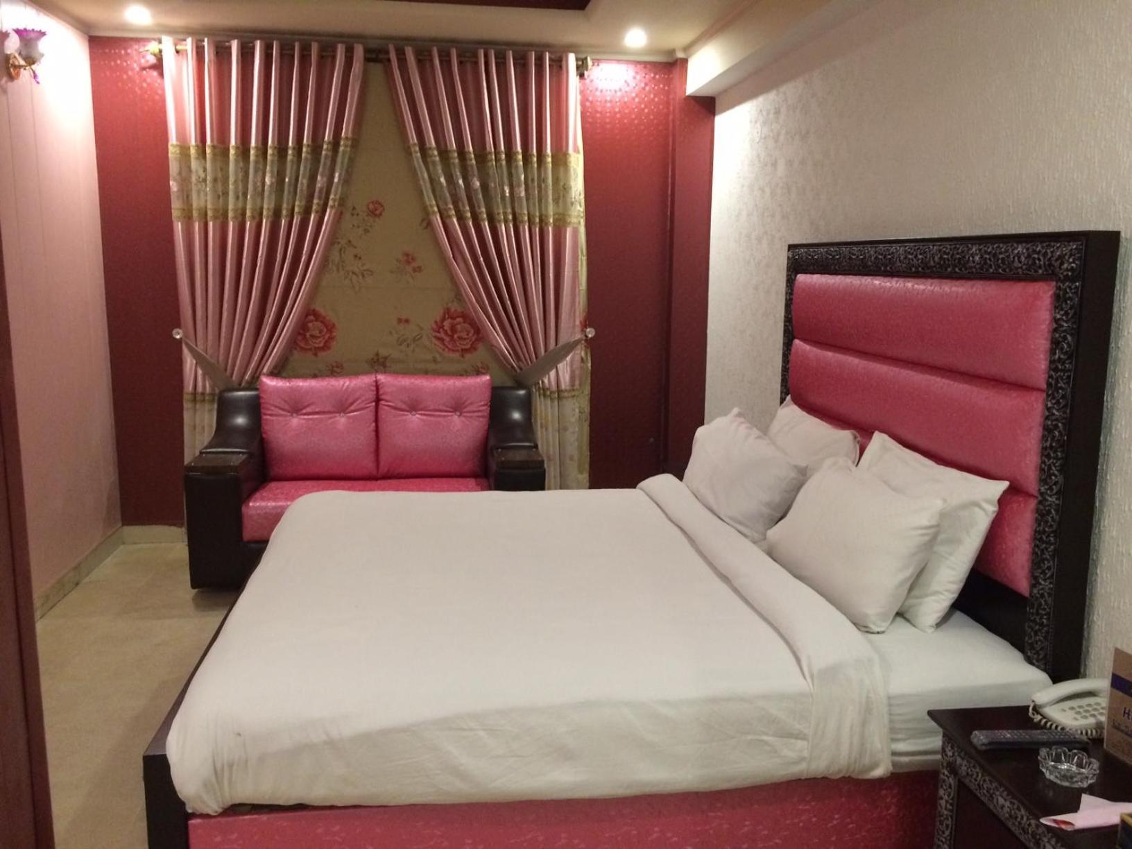 Hotel The Leschanze Lahore Exterior foto
