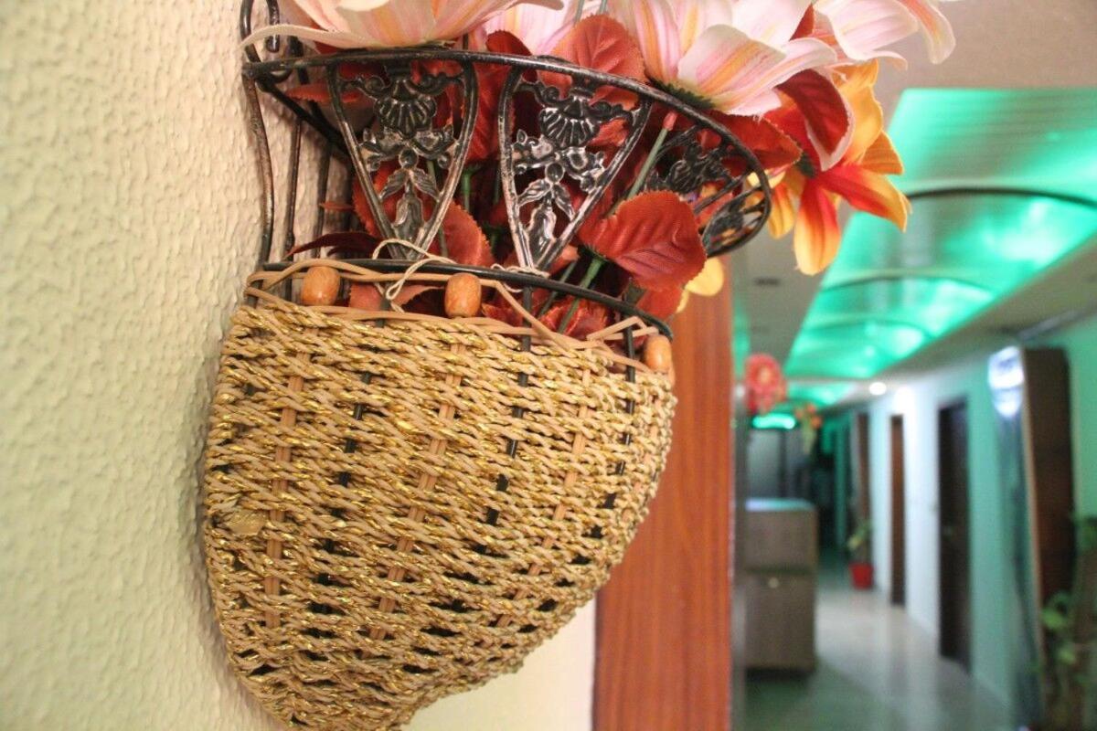 Hotel The Leschanze Lahore Exterior foto