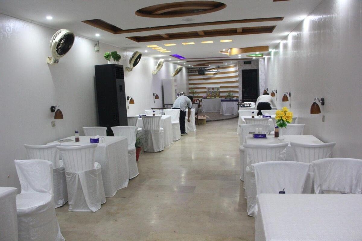 Hotel The Leschanze Lahore Exterior foto