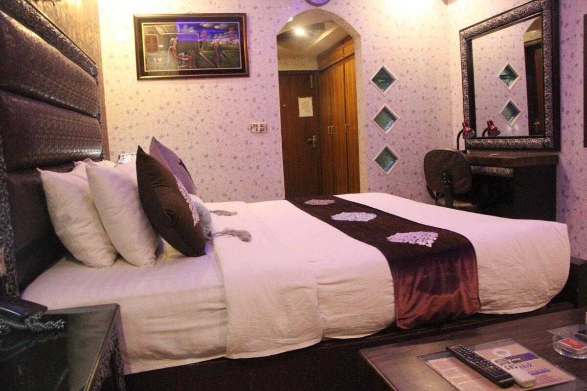 Hotel The Leschanze Lahore Exterior foto
